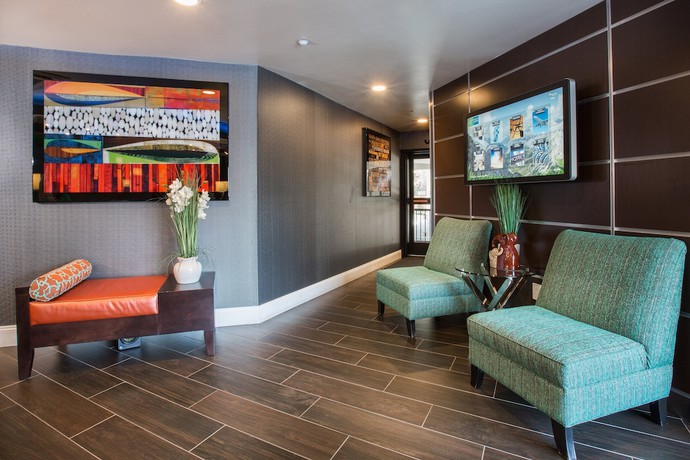 Imagen de los interiores del Hotel Holiday Inn Express Mountain View - S Palo Alto, An Ihg. Foto 14