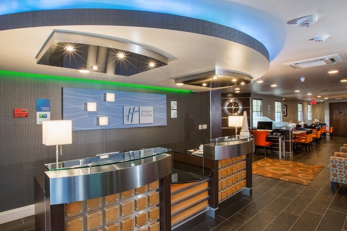 Imagen de los interiores del Hotel Holiday Inn Express Mountain View - S Palo Alto, An Ihg. Foto 15
