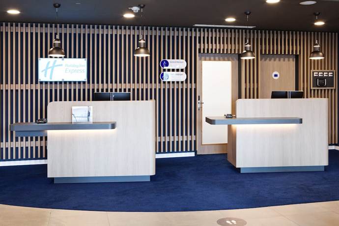 Imagen de los interiores del Hotel Holiday Inn Express Munich - Olching, an IHG. Foto 10