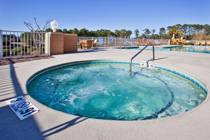 Imagen de la piscina del Hotel Holiday Inn Express Myrtle Beach-broadway At The Beach, An Ihg. Foto 14