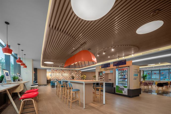 Imagen del bar/restaurante del Hotel Holiday Inn Express Nanjing Happy Valley, An Ihg. Foto 3