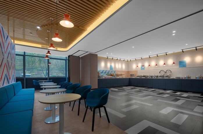 Imagen del bar/restaurante del Hotel Holiday Inn Express Nanjing Happy Valley, An Ihg. Foto 5