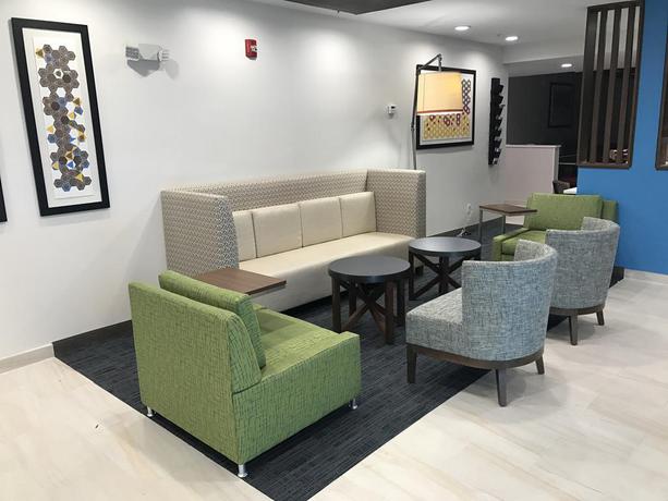 Imagen general del Hotel Holiday Inn Express Naples South I-75. Foto 9