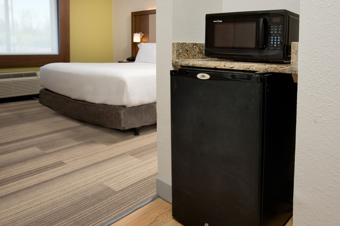 Imagen de la habitación del Hotel Holiday Inn Express Nashville Airport. Foto 4