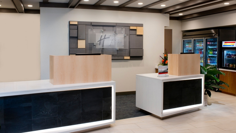Imagen de los interiores del Hotel Holiday Inn Express Nashville Airport. Foto 11