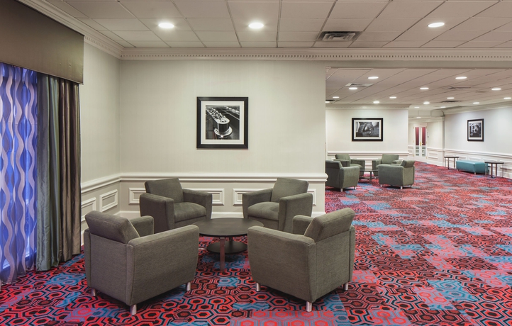 Imagen de los interiores del Hotel Holiday Inn Express Nashville Downtown. Foto 8