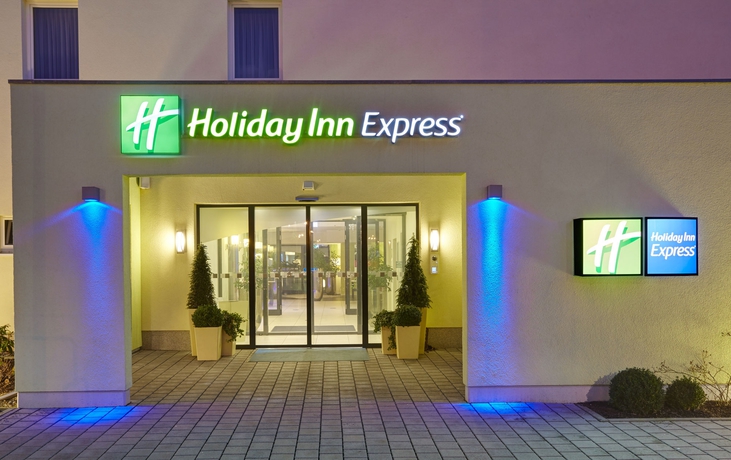 Imagen de los exteriores del Hotel Holiday Inn Express Neunkirchen, An Ihg. Foto 12