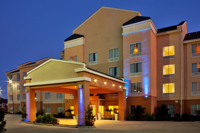 Imagen de los exteriores del Hotel Holiday Inn Express New Orleans East, An Ihg. Foto 9