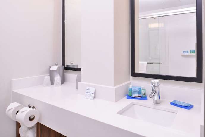 Imagen de la habitación del Hotel Holiday Inn Express New Orleans - St Charles, an IHG Hotel. Foto 9