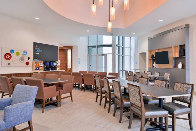 Imagen de los interiores del Hotel Holiday Inn Express New Orleans - St Charles, an IHG Hotel. Foto 15