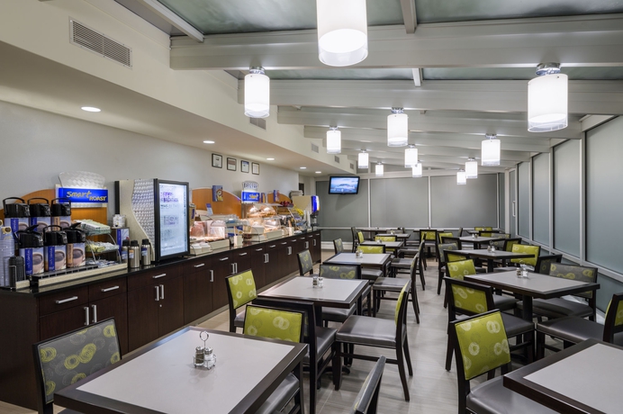 Imagen del bar/restaurante del Hotel Holiday Inn Express New York City-Wall Street. Foto 4