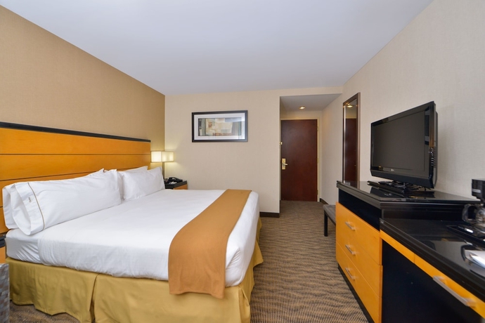 Imagen de la habitación del Hotel Holiday Inn Express New York JFK Airport Area. Foto 13