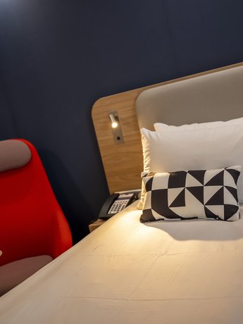 Imagen de la habitación del Hotel Holiday Inn Express Nice Grand Arenas, an IHG. Foto 11