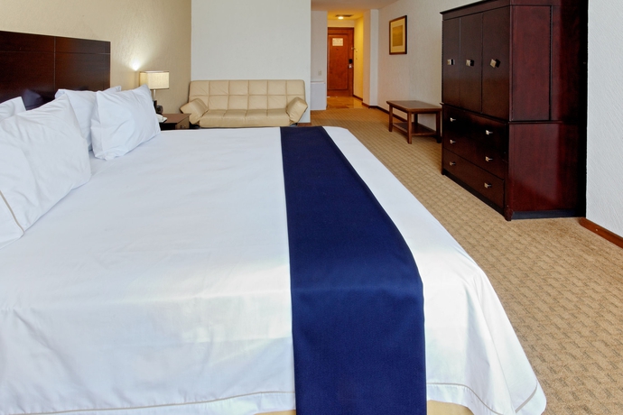 Imagen de la habitación del Hotel Holiday Inn Express Nuevo Laredo. Foto 6