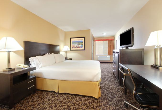 Imagen de la habitación del Hotel Holiday Inn Express Oakdale by IHG. Foto 13