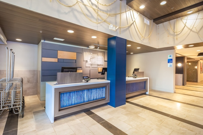 Imagen de los interiores del Hotel Holiday Inn Express Orange Beach, An Ihg. Foto 16