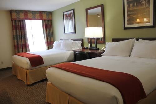 Imagen de la habitación del Hotel Holiday Inn Express Osage Bch - Lake of the Ozarks. Foto 7