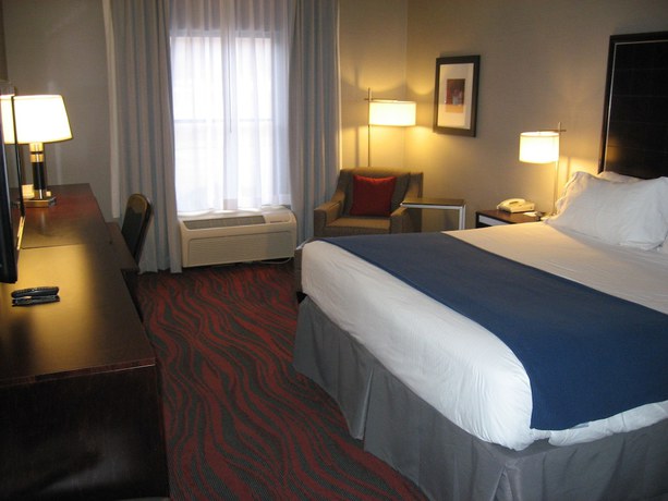 Imagen de la habitación del Hotel Holiday Inn Express Painted Post-corning Area, An Ihg. Foto 13