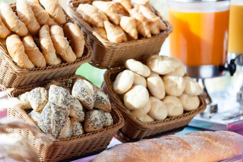 Imagen general del Hotel Holiday Inn Express Paris Poissy, an IHG Hotel. Foto 7