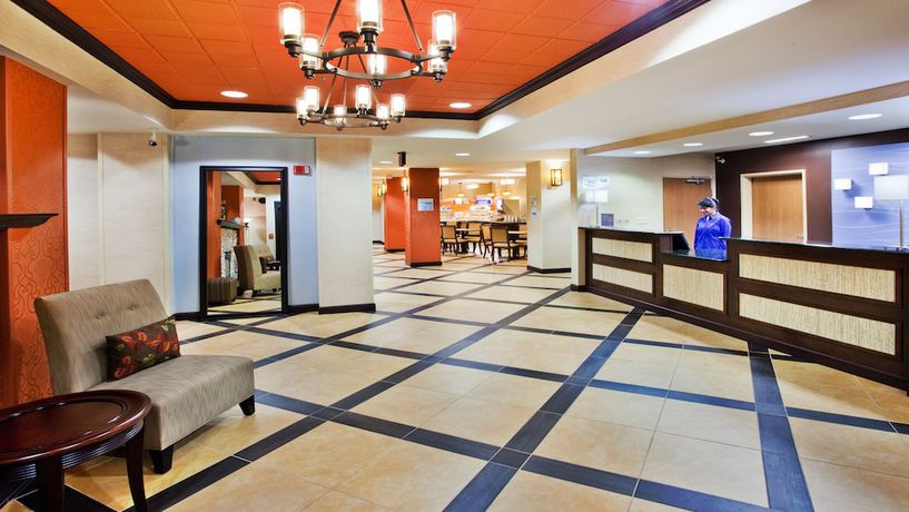 Imagen de los interiores del Hotel Holiday Inn Express Peachtree Corners-norcross. Foto 17