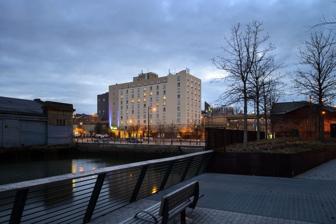 Imagen de los exteriores del Hotel Holiday Inn Express Philadelphia - Penns Landing, An Ihg. Foto 7