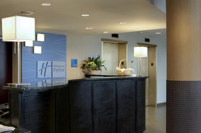 Imagen de los interiores del Hotel Holiday Inn Express Philadelphia - Penns Landing, An Ihg. Foto 13