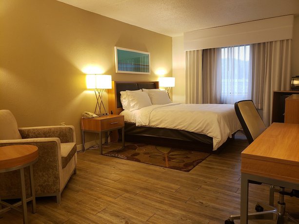 Imagen de la habitación del Hotel Holiday Inn Express Pittsburgh-North (Harmarville). Foto 13