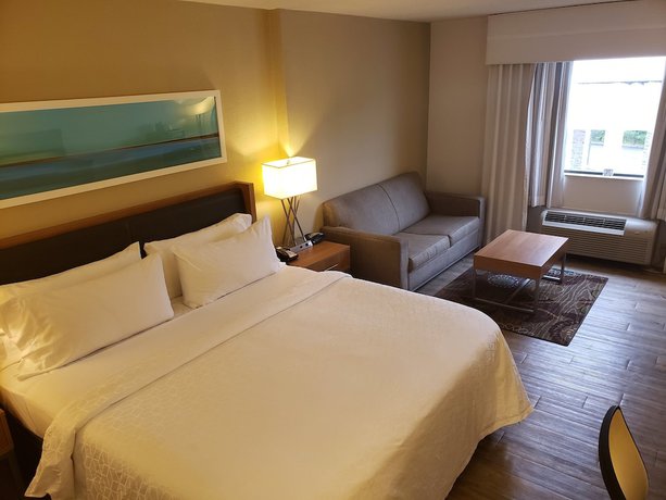 Imagen de la habitación del Hotel Holiday Inn Express Pittsburgh-North (Harmarville). Foto 17