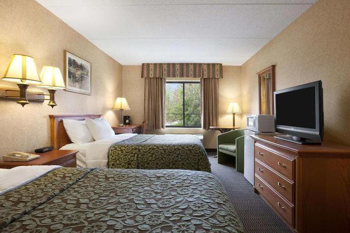 Imagen de la habitación del Hotel Holiday Inn Express Plattsburgh. Foto 3