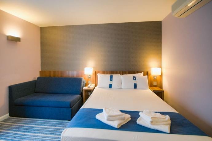 Imagen de la habitación del Hotel Holiday Inn Express Poole. Foto 3