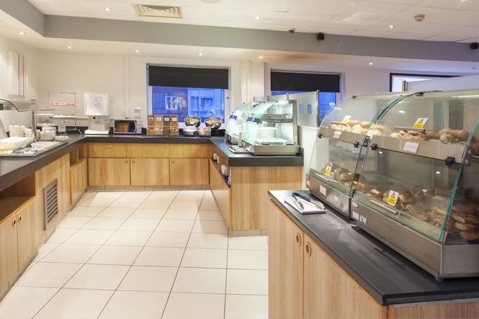 Imagen del bar/restaurante del Hotel Holiday Inn Express Portsmouth - Gunwharf Quays, An Ihg. Foto 7