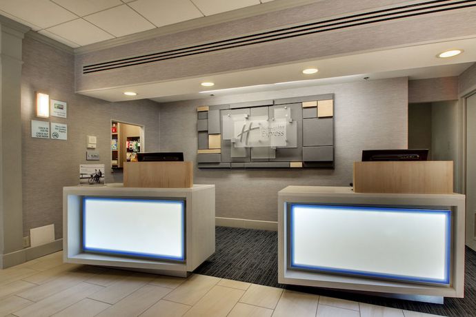 Imagen de los interiores del Hotel Holiday Inn Express Poughkeepsie, An Ihg. Foto 17