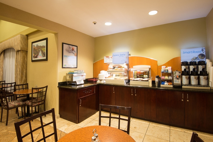 Imagen del bar/restaurante del Hotel Holiday Inn Express Prescott, An Ihg. Foto 2