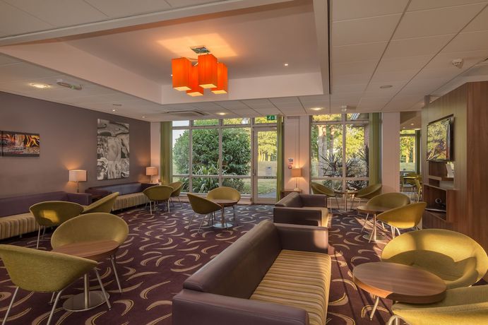 Imagen del bar/restaurante del Hotel Holiday Inn Express Preston - South, An Ihg. Foto 3