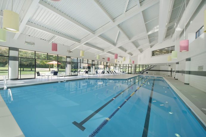 Imagen de la piscina del Hotel Holiday Inn Express Princeton Southeast. Foto 19