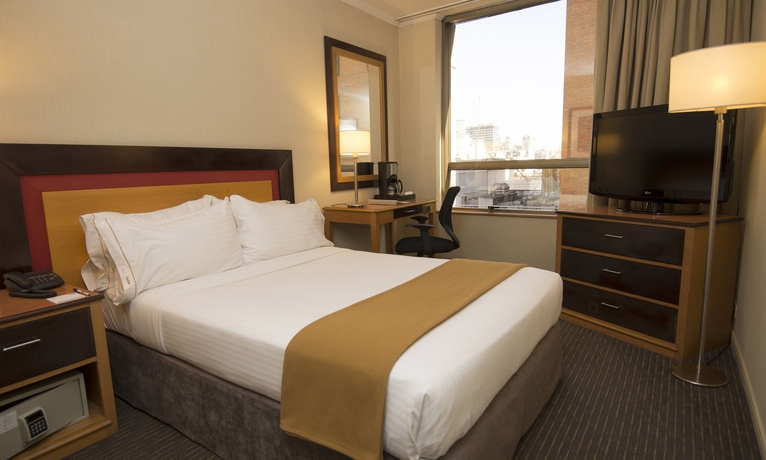 Imagen de la habitación del Hotel Holiday Inn Express Puerto Madero. Foto 8