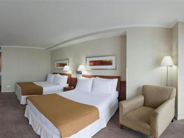 Imagen general del Hotel Holiday Inn Express Puerto Montt. Foto 7