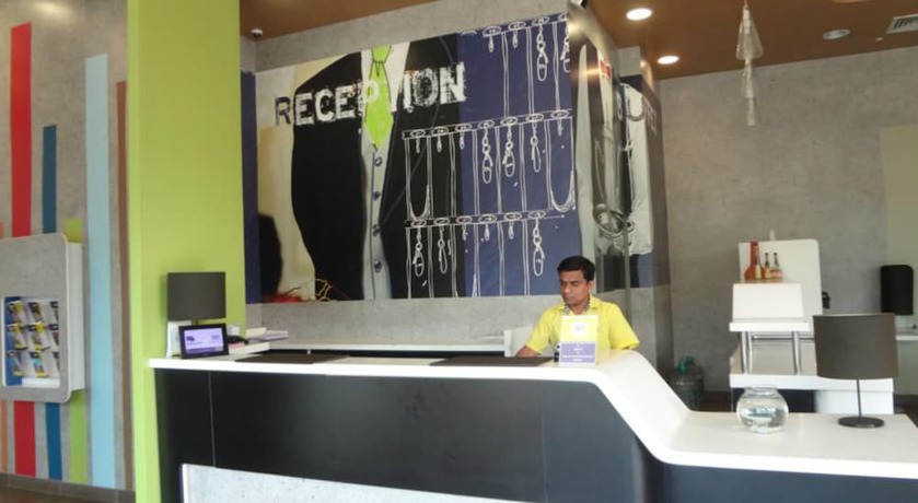 Imagen de los interiores del Hotel Holiday Inn Express Pune Hinjewadi. Foto 34