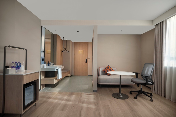 Imagen de la habitación del Hotel Holiday Inn Express Qingdao Downtown by IHG. Foto 12