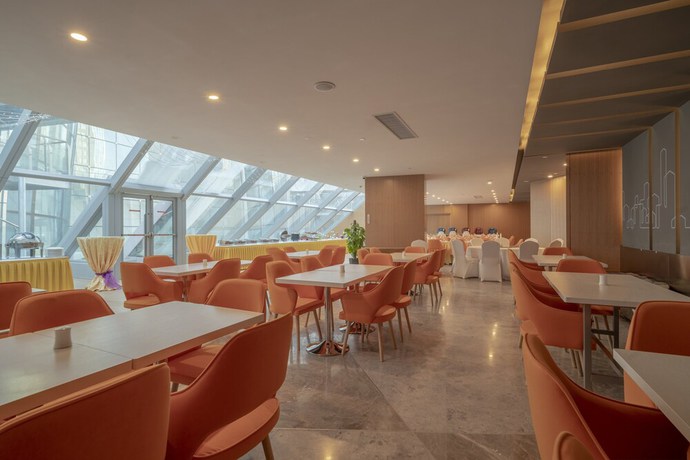 Imagen del bar/restaurante del Hotel Holiday Inn Express Qingdao Innovation Park, An Ihg. Foto 3