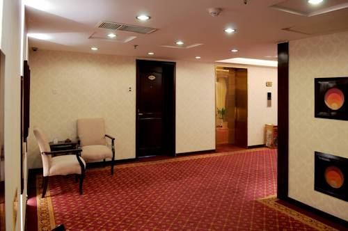 Imagen general del Hotel Holiday Inn Express Qingdao Shibei by IHG. Foto 1