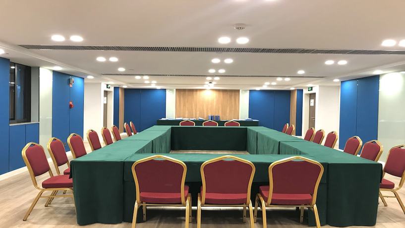 Imagen de los interiores del Hotel Holiday Inn Express Quanzhou City Center. Foto 16