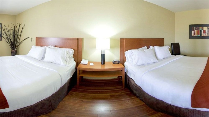 Imagen de la habitación del Hotel Holiday Inn Express Quebec City - Sainte Foy, An Ihg. Foto 7