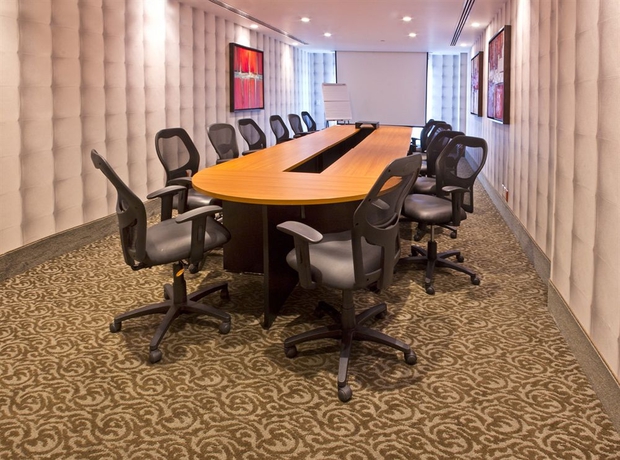 Imagen de los interiores del Hotel Holiday Inn Express Queretaro. Foto 16