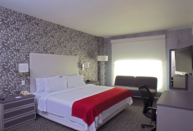 Imagen de la habitación del Hotel Holiday Inn Express Queretaro. Foto 7