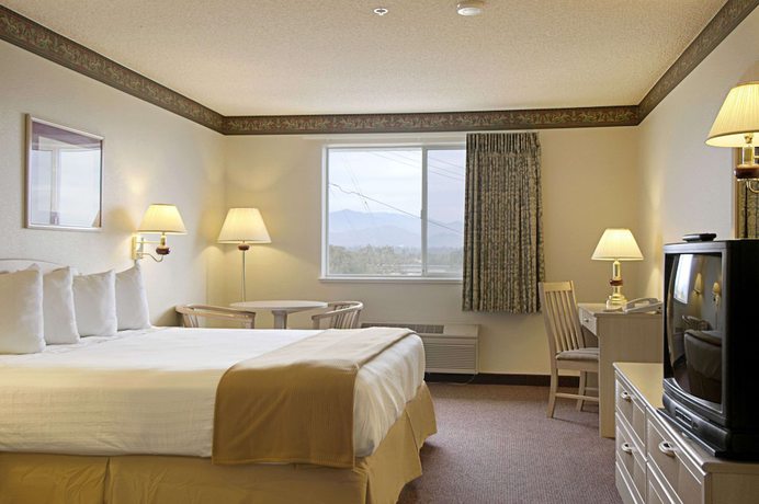 Imagen de la habitación del Hotel Holiday Inn Express Redding North, An Ihg. Foto 14