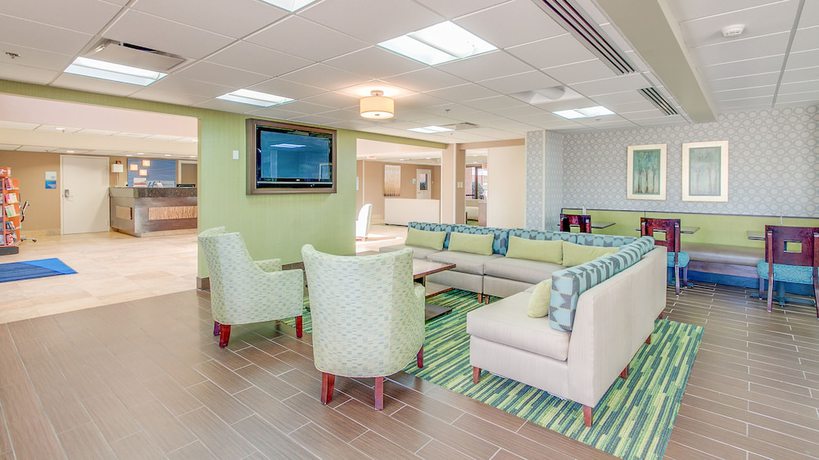 Imagen de los interiores del Hotel Holiday Inn Express Richmond - Midlothian Turnpike, an IHG. Foto 15