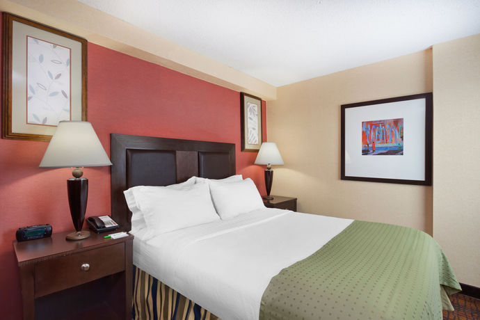 Imagen del bar/restaurante del Hotel Holiday Inn Express Richmond - Midtown. Foto 5