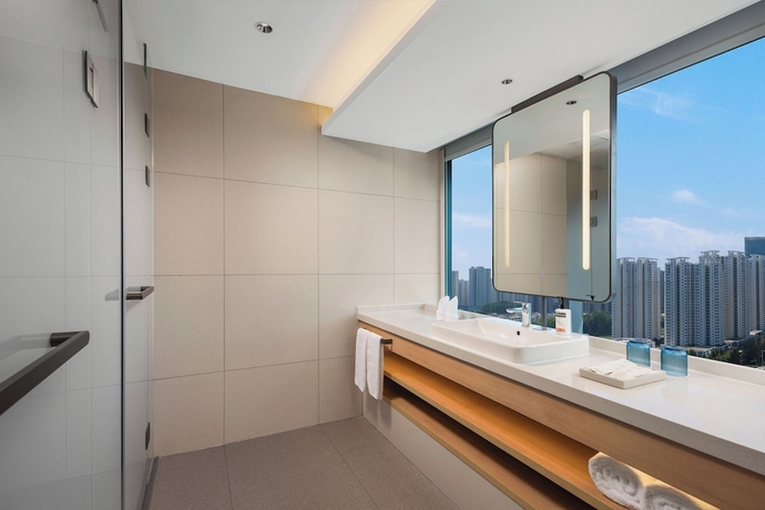 Imagen de la habitación del Hotel Holiday Inn Express Rizhao Oriental Colorful City by IHG. Foto 9