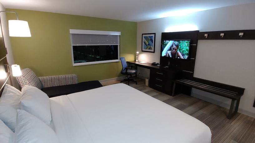 Imagen de la habitación del Hotel Holiday Inn Express Rolling Meadows - Schaumburg Area, An Ihg. Foto 8